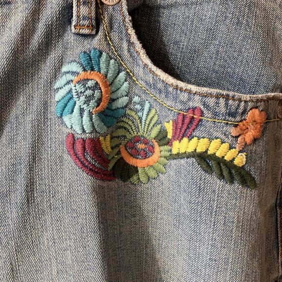 Vtg Z Cavaricci Jeans Womens High Rise Embroidered flower Straight Leg Boho S 14 - Picture 3 of 16